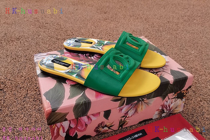 NEW 돌체앤가바나 샌들 신상 DG 745522