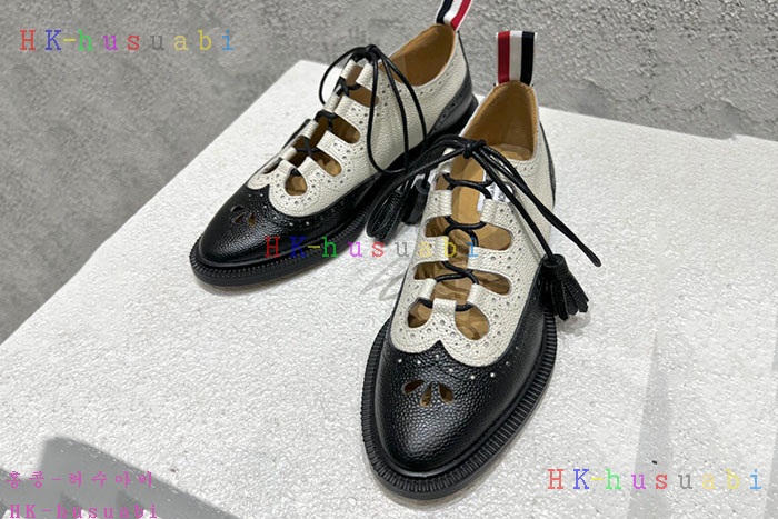 NEW 톰브라운 신발 신상 TB 952201