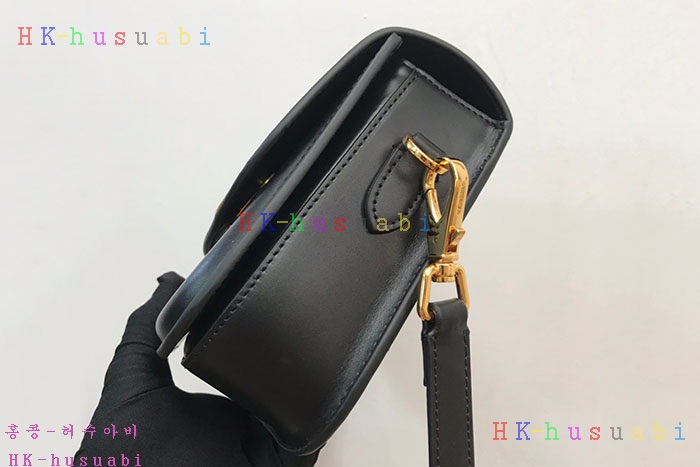 ★미러급★버버리 레더 스몰 엘리자베스 백 80557741-3