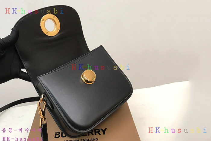 ★미러급★버버리 레더 스몰 엘리자베스 백 80557741-3
