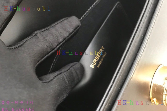 ★미러급★버버리 레더 스몰 엘리자베스 백 80557741-3
