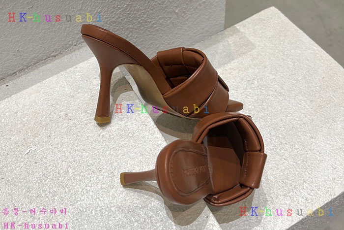 NEW 보테가베네타 샌들 신상 BV 857551