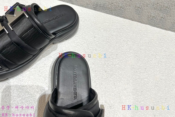 NEW 보테가베네타 샌들 신상 BV 824014