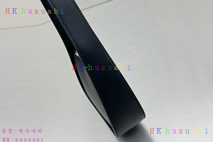 ★미러급★더 로우 Half Moon 가죽 백 W1249L52BLPL