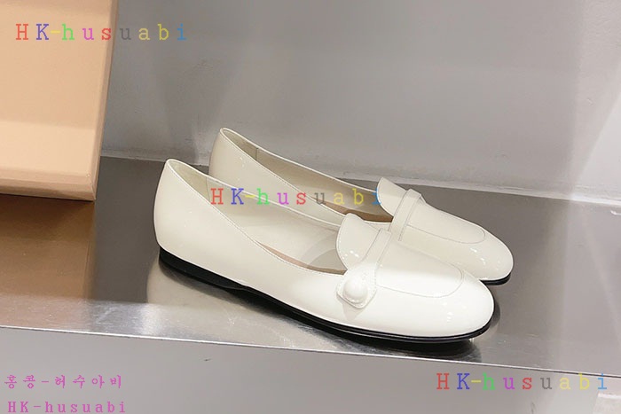 NEW 미우미우 신발 신상 M 668231
