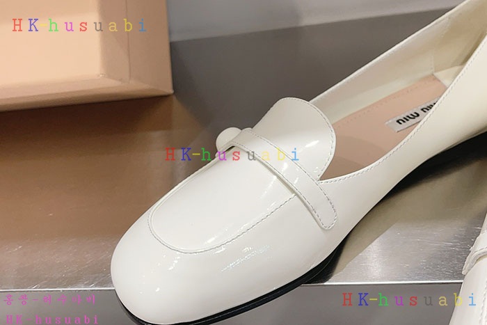 NEW 미우미우 신발 신상 M 668231