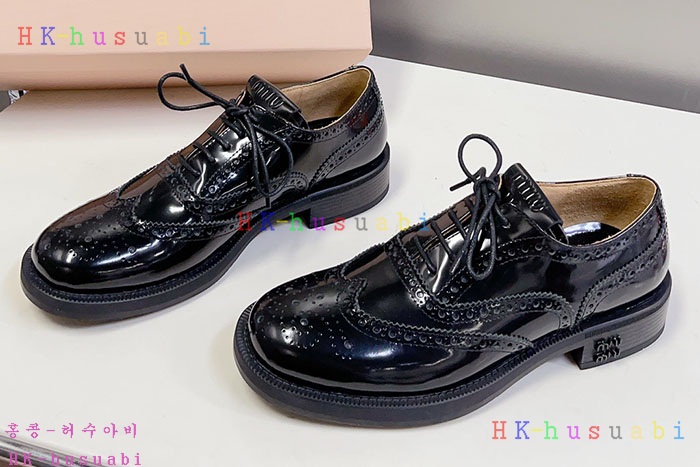 NEW 미우미우 신발 신상 M 66900