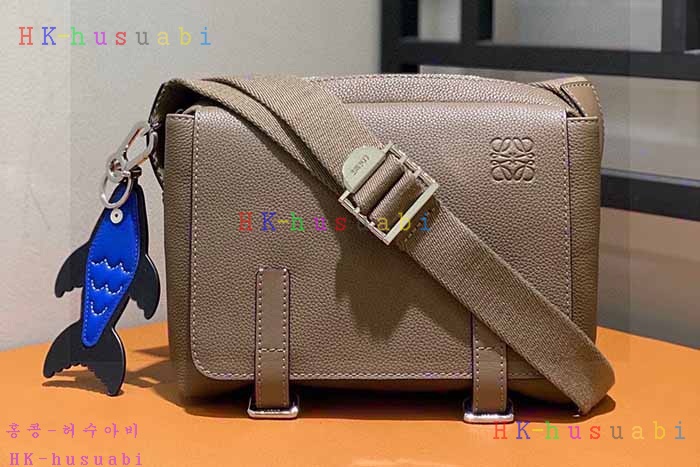 ★미러급★로에베 XS 밀리터리 메신저 백 B553A72-4