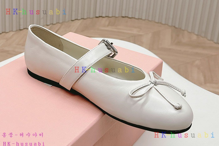 NEW 미우미우 신발 신상 MU 669241