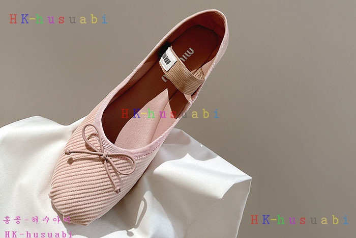 NEW 미우미우 신발 신상 MU 6692661
