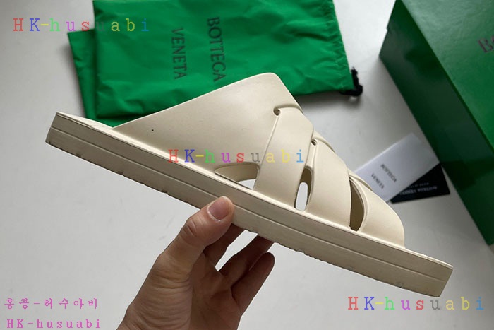NEW 보테가베네타 신발 신상 BV 692812