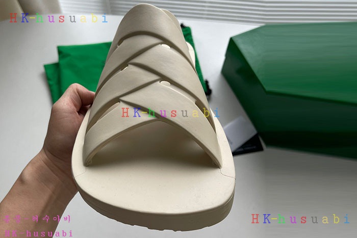 NEW 보테가베네타 신발 신상 BV 692812