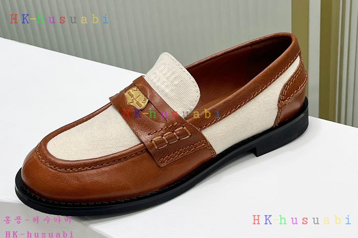 NEW 미우미우 로퍼 신상 M 8557045