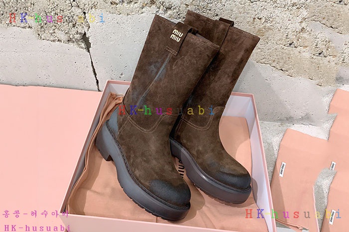 NEW 미우미우 부츠 신상 MU 711556