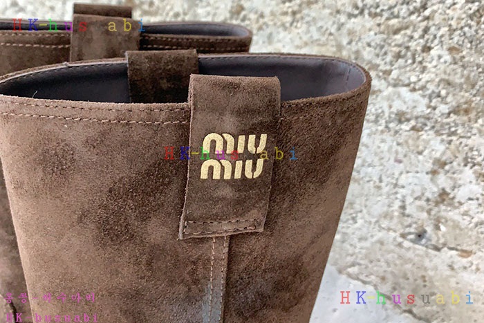 NEW 미우미우 부츠 신상 MU 711556