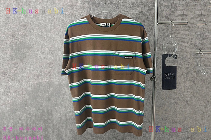 NEW 미우미우 반팔티 신상 M 9580114
