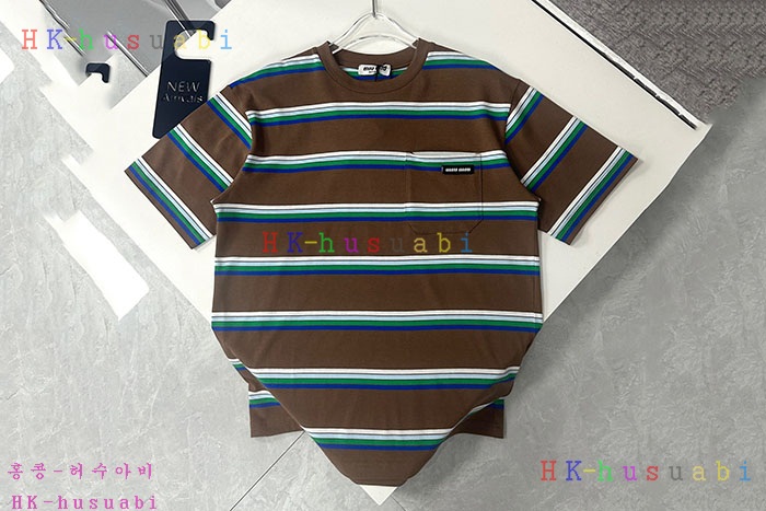 NEW 미우미우 반팔티 신상 M 9580114
