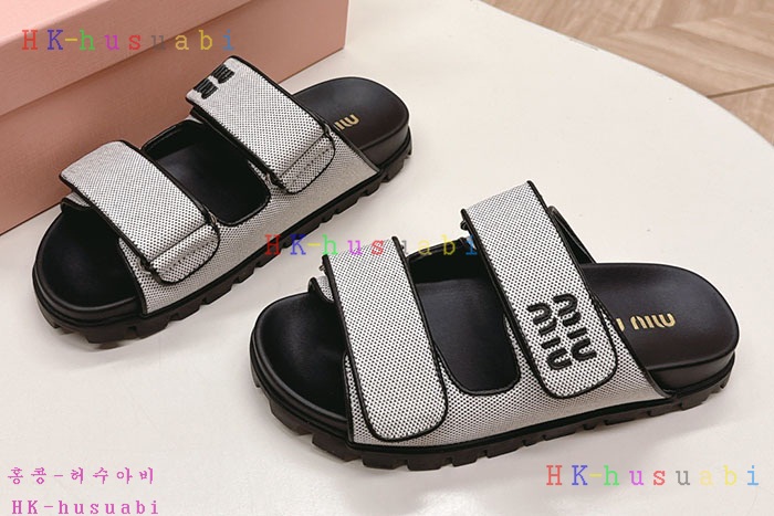 NEW 미우미우 신발 신상 MU 885905