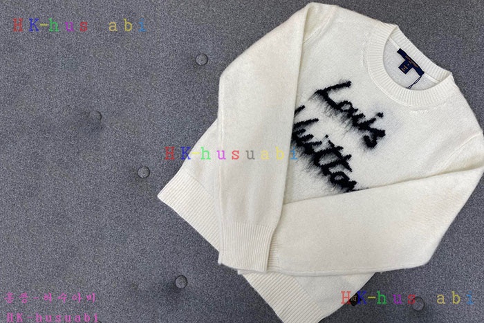 NEW 루이비통 니트신상 LV 3366030