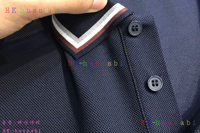 NEW 페라가모 카라 반팔티 신상 F 226220